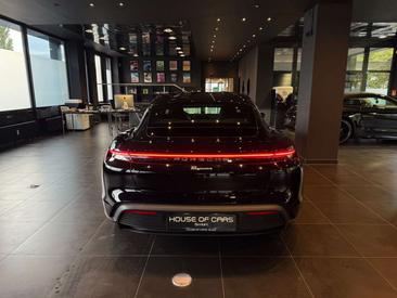 Porsche Taycan — photo 7