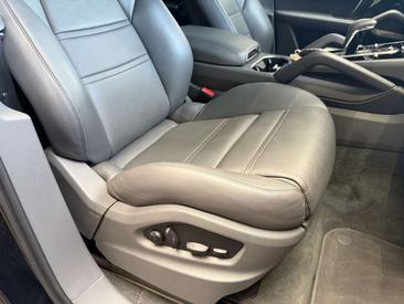 Porsche Cayenne III GTS — photo 32