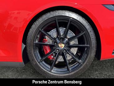 Porsche 992 I Carrera 4S — photo 9