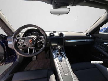 Porsche 718 Cayman — photo 9