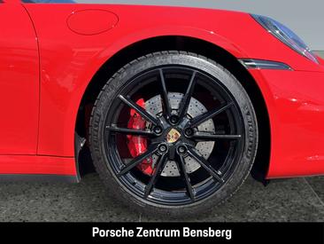 Porsche 992 I Carrera 4S — photo 10