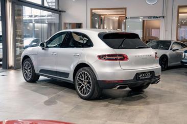 Porsche Macan Electrique Base — photo 5