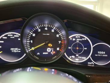 Porsche Panamera II E-Hybrid — photo 25