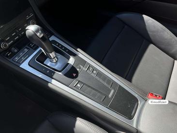 Porsche 718 Cayman — photo 14
