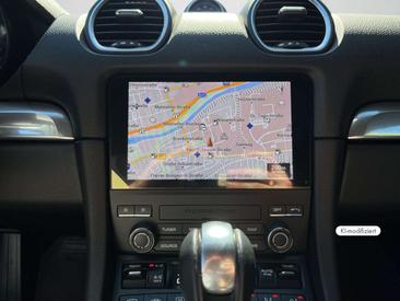 Porsche 718 Cayman — photo 15