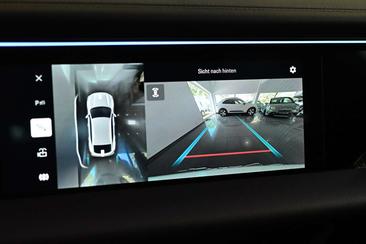 Porsche Macan Electrique Turbo — photo 12