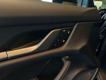 Porsche Taycan — photo 24
