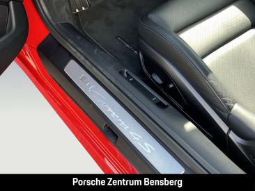 Porsche 992 I Carrera 4S — photo 30