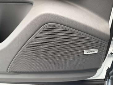 Porsche Cayenne III Turbo S Platinum Edition — photo 32