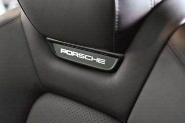 Porsche Macan Electrique Turbo — photo 32
