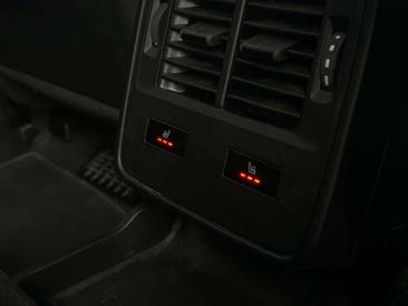 Porsche Taycan 4S — photo 24