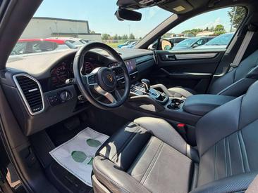 Porsche Cayenne III Base Platinum Edition — photo 10