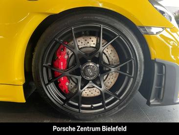 Porsche 718 Spyder Weissach Package — photo 35