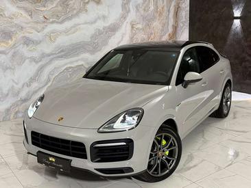Porsche Cayenne III E-Hybrid Platinum Edition — photo 3