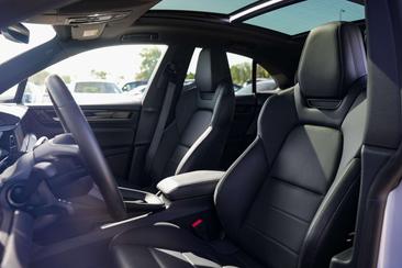 Porsche Macan 4S — photo 6