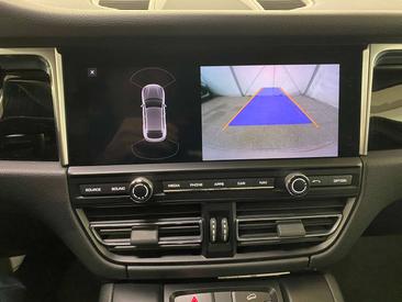 Porsche Macan Electrique S — photo 13