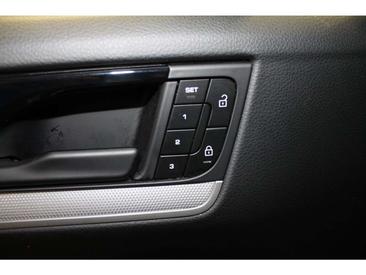 Porsche Cayenne III E-Hybrid — photo 24
