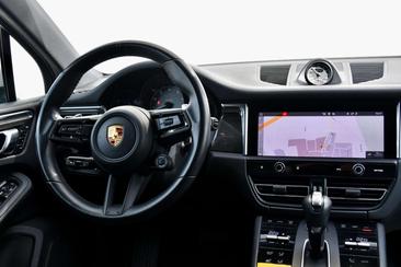 Porsche Macan Electrique S — photo 12
