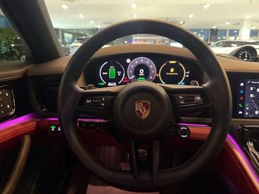 Porsche Panamera II 4S — photo 10