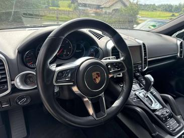 Porsche Cayenne III Platinum Edition — photo 10