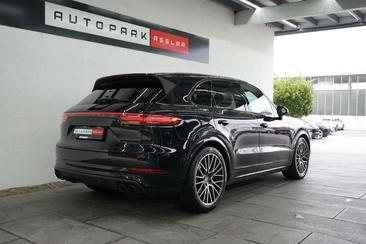 Porsche Cayenne III Platinum Edition — photo 3
