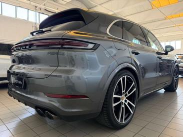 Porsche Cayenne III E-Hybrid — photo 6