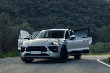 Porsche Macan Electrique GTS — photo 3