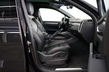 Porsche Cayenne III Platinum Edition — photo 6