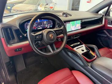 Porsche Cayenne III E-Hybrid — photo 11