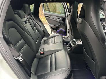Porsche Panamera II Turbo — photo 20