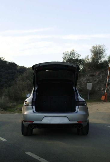 Porsche Macan Electrique GTS — photo 8