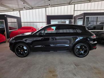 Porsche Macan Electrique Turbo — photo 8