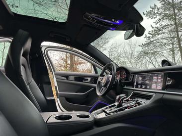 Porsche Panamera II Turbo — photo 26