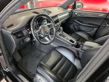 Porsche Macan Electrique Turbo — photo 9