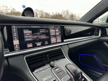 Porsche Panamera II Turbo — photo 27