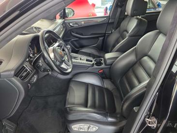 Porsche Macan Electrique Turbo — photo 10