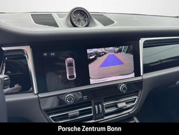 Porsche Macan Electrique S — photo 16