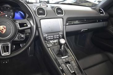 Porsche Boxster T — photo 18