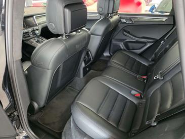 Porsche Macan Electrique Turbo — photo 16
