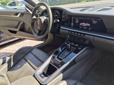 Porsche 992 I Carrera — photo 12