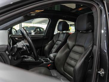 Porsche Macan Electrique Turbo — photo 15