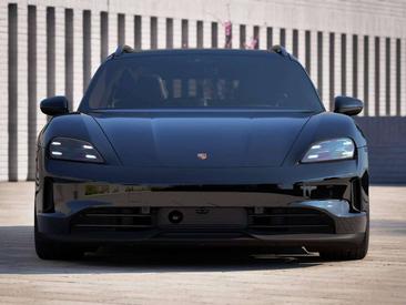 Porsche Taycan Performance Package — photo 6
