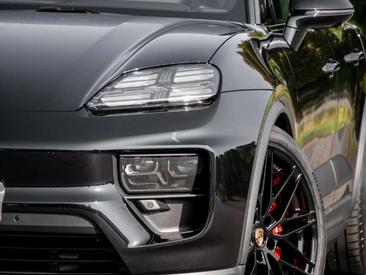 Porsche Macan 4S — photo 7
