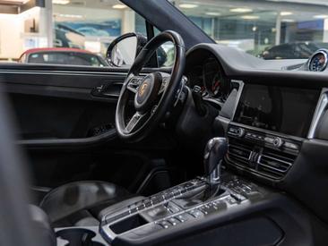 Porsche Macan Electrique Turbo — photo 22