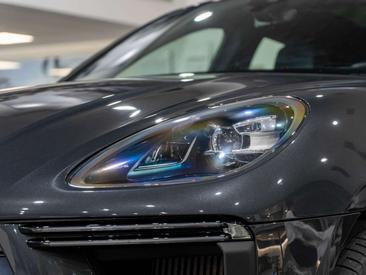 Porsche Macan Electrique Turbo — photo 24
