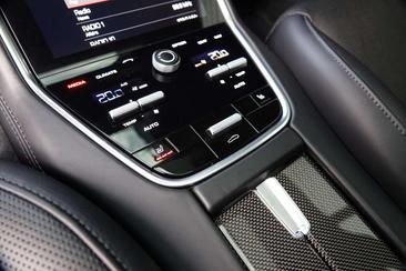 Porsche Panamera II E-Hybrid — photo 13