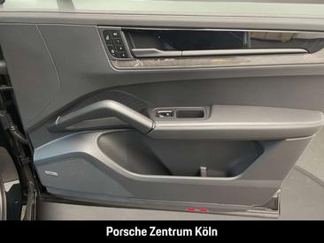 Porsche Cayenne III GTS — photo 20