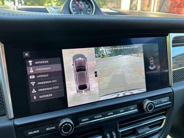 Porsche Macan GTS — photo 12