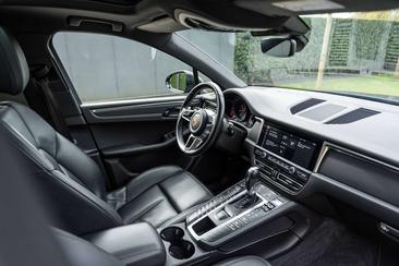 Porsche Macan Electrique S — photo 26