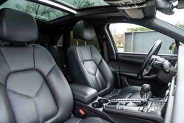 Porsche Macan Electrique S — photo 27
